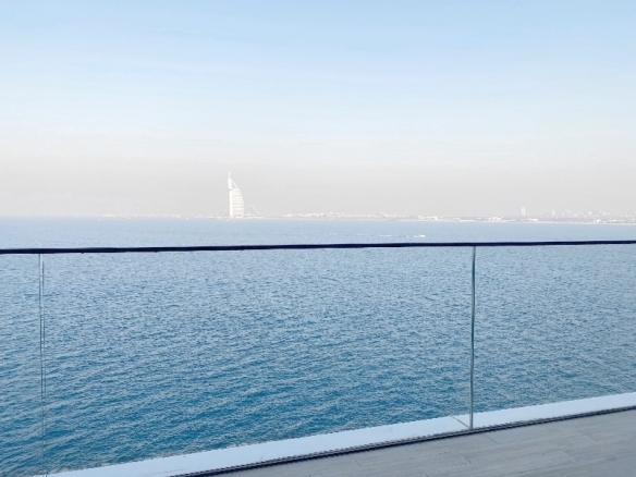 Luxury 2 Bedroom Apartment with Burj Al Arab Sea View